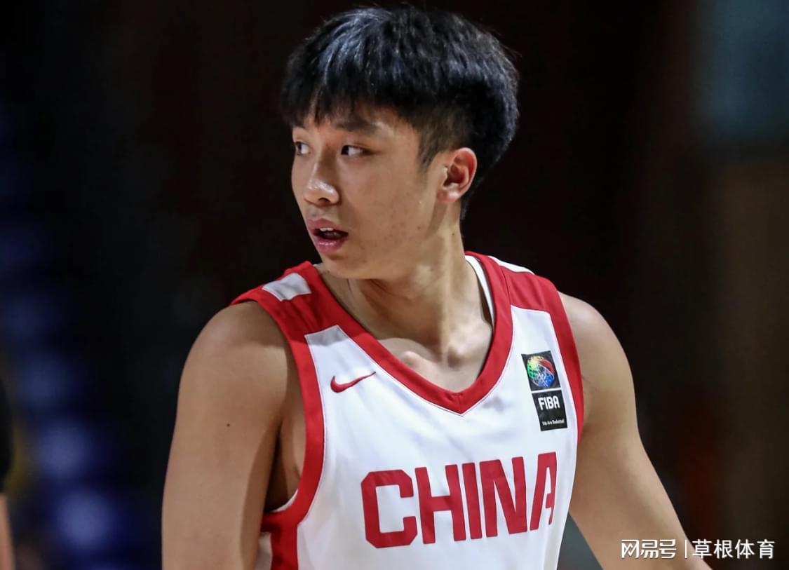 大喜讯!84-69:中国男篮又赢了,进4强+锁定世青赛门票,太稳了